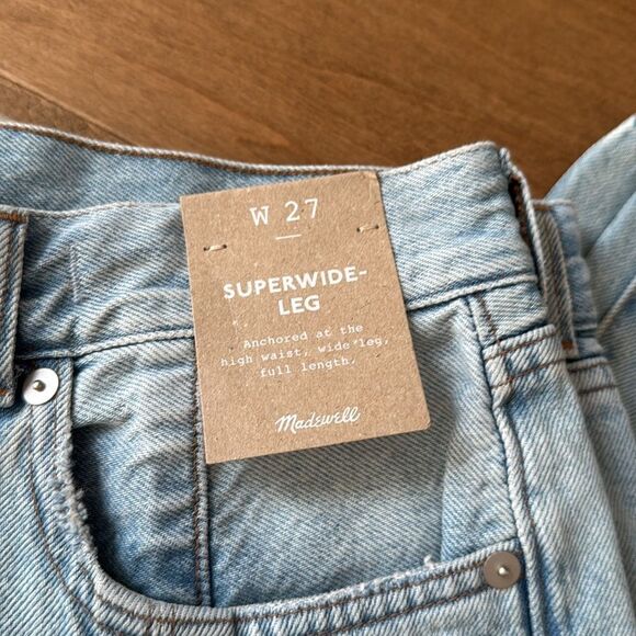 NWT Madewell Superwide-Leg Jeans in Cather Wash: Button-Front Edition - Picture 5 of 5